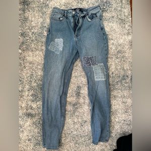 Hollister Patchwork Ultra High-rise Mom Jeans